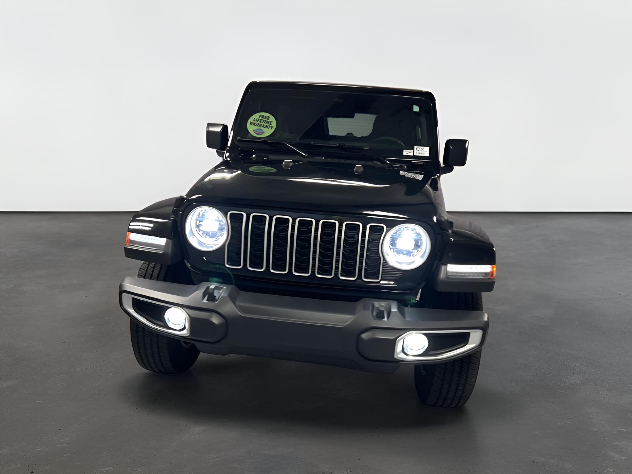2026 Jeep Wrangler 4-Door Sahara 4x4