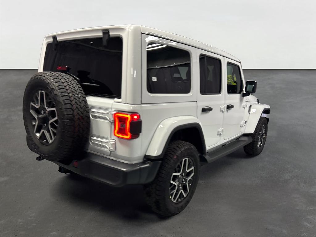 2027 Jeep Wrangler WRANGLER 4-DOOR SAHARA