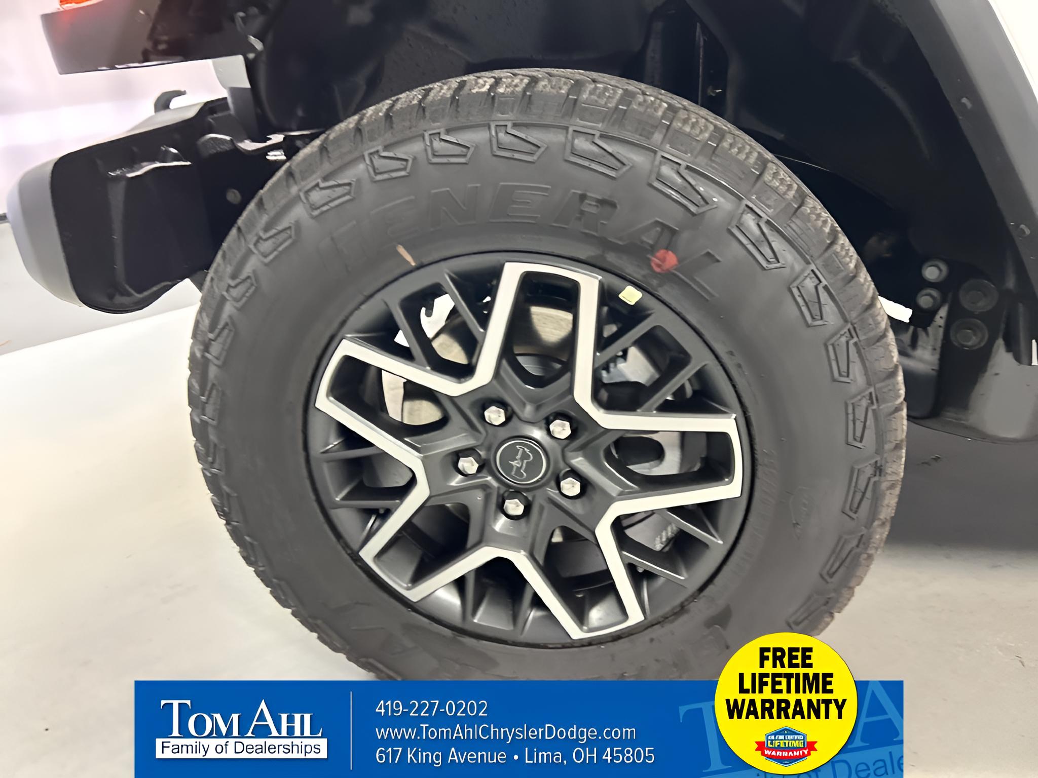 2027 Jeep Wrangler WRANGLER 4-DOOR SAHARA