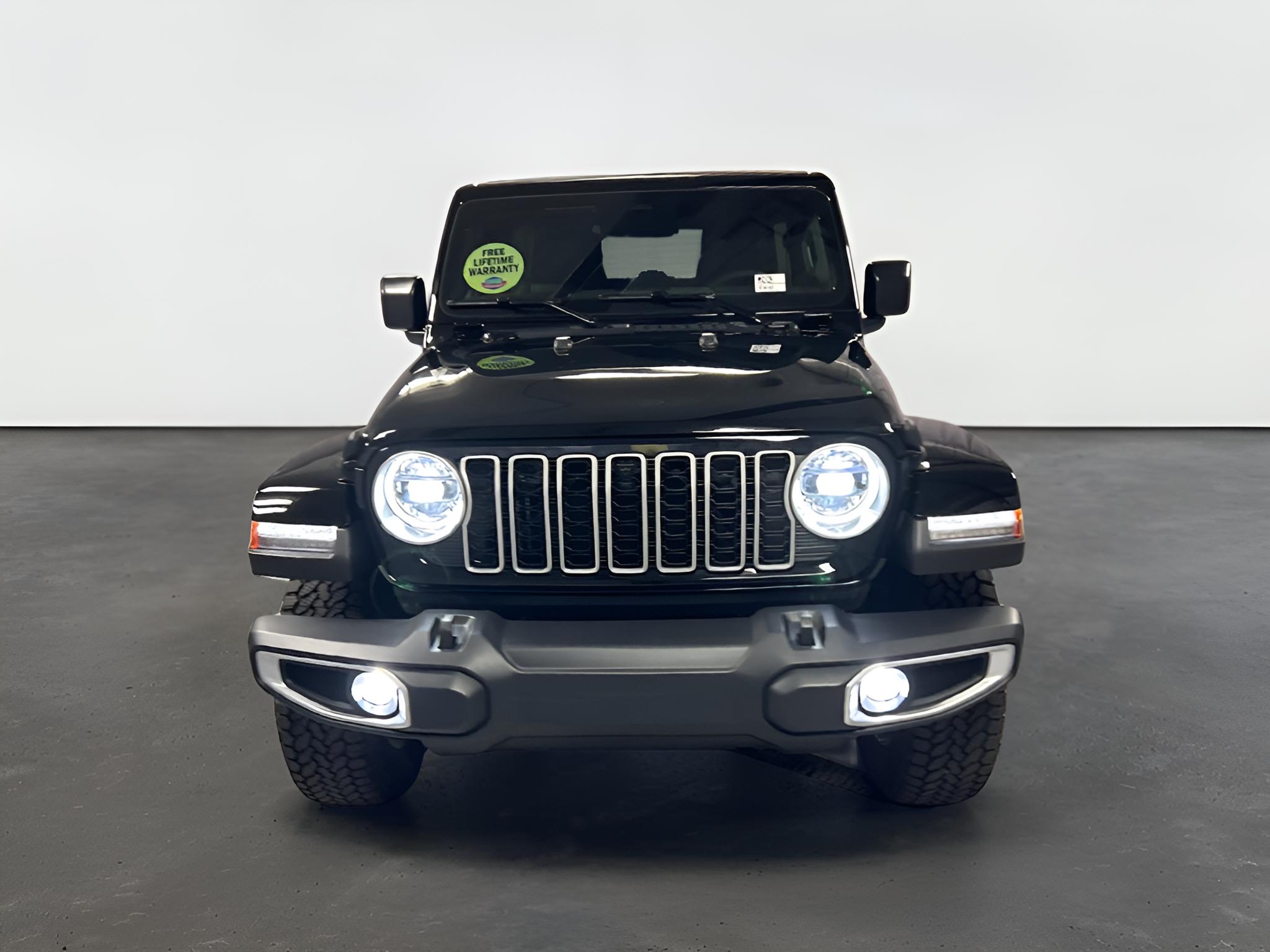 2027 Jeep Wrangler WRANGLER 4-DOOR SAHARA