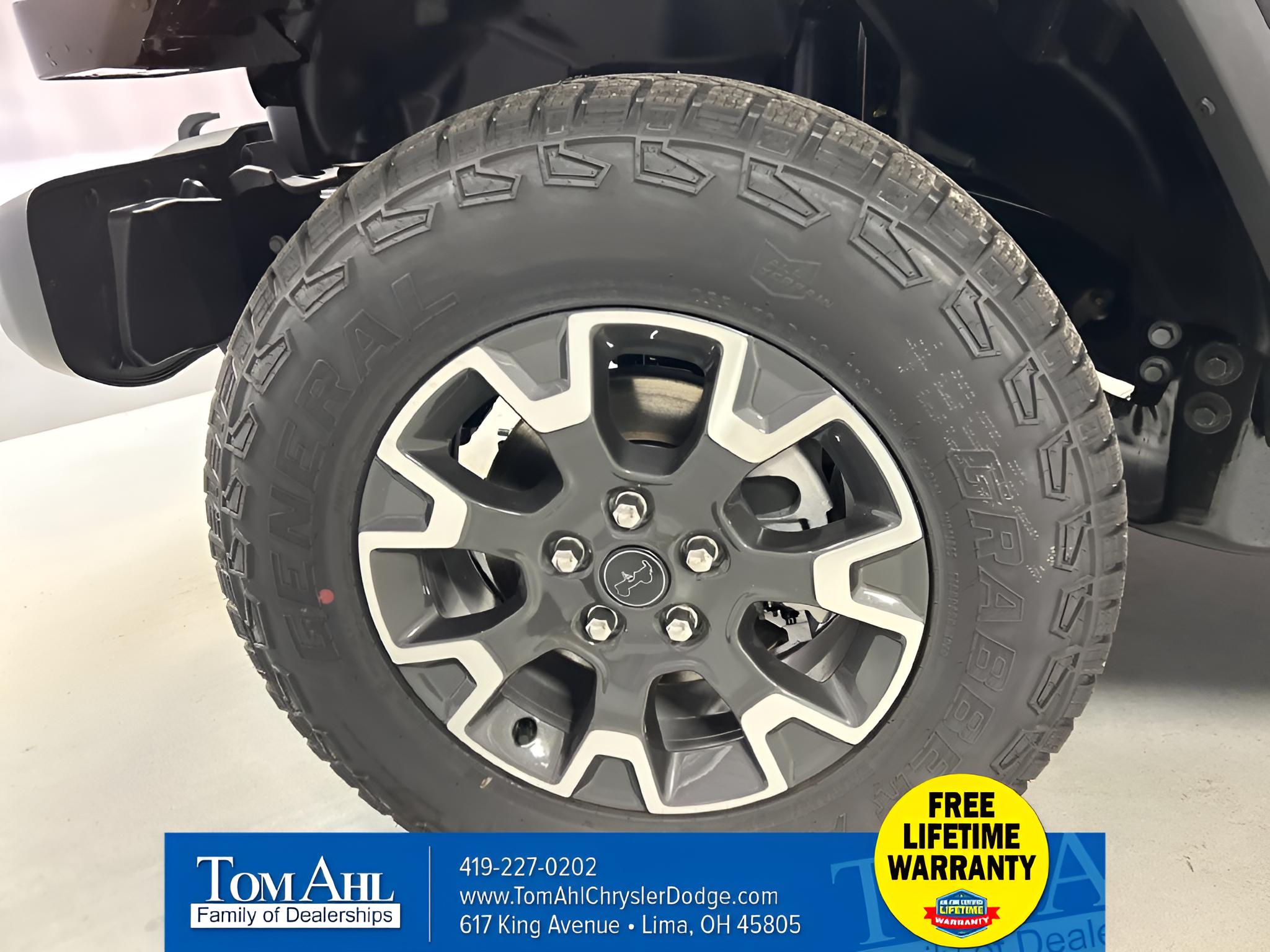 2027 Jeep Wrangler WRANGLER 4-DOOR SAHARA