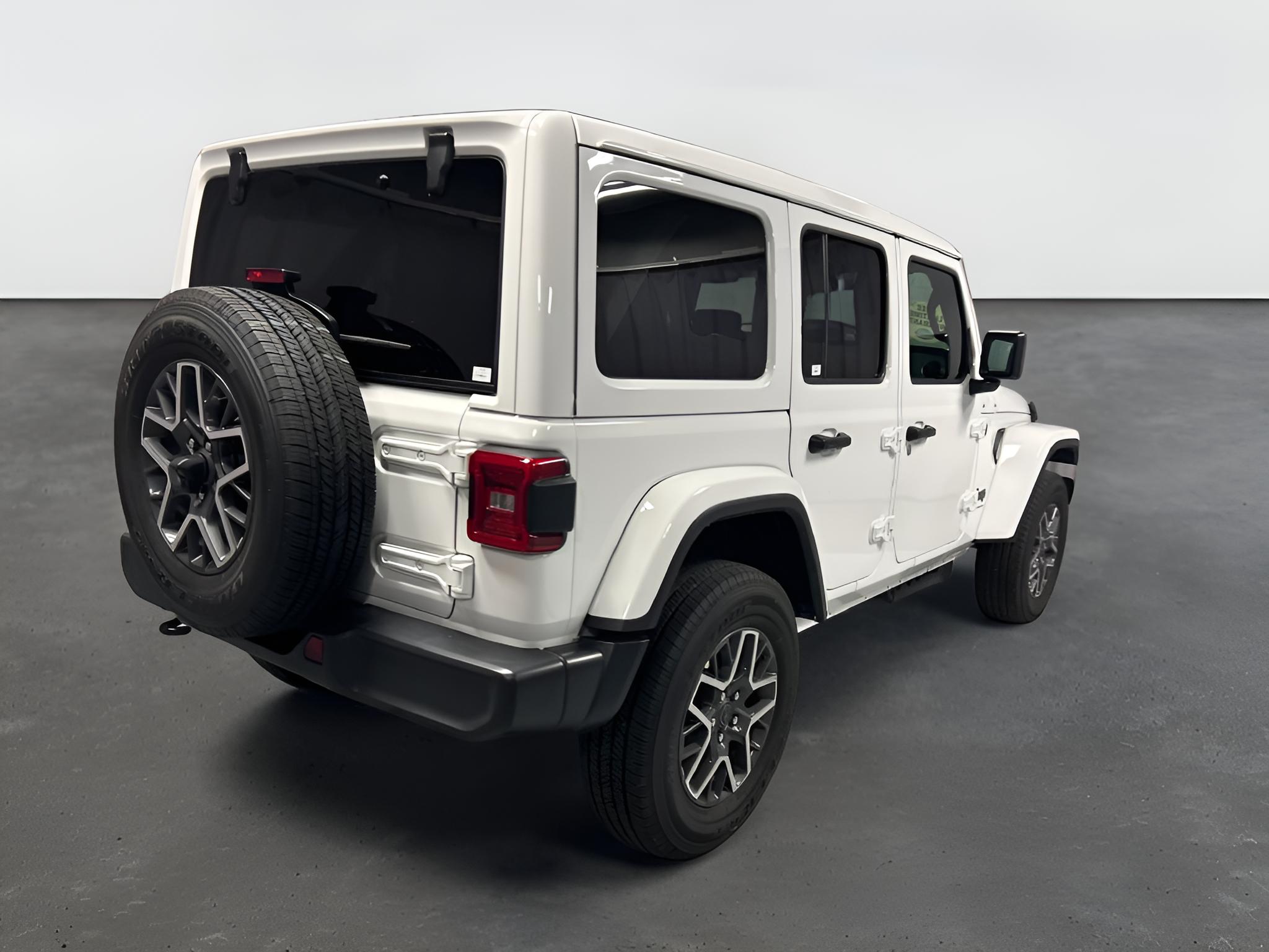 2026 Jeep Wrangler 4-Door Sahara 4x4