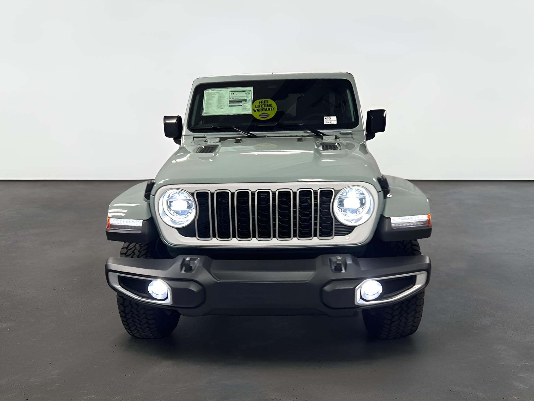 2027 Jeep Wrangler WRANGLER 4-DOOR SAHARA