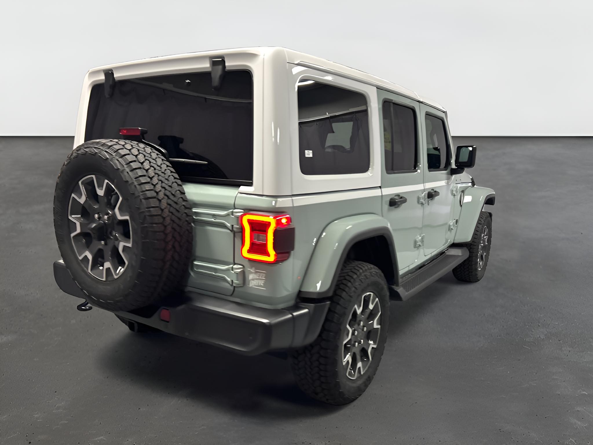 2027 Jeep Wrangler WRANGLER 4-DOOR SAHARA