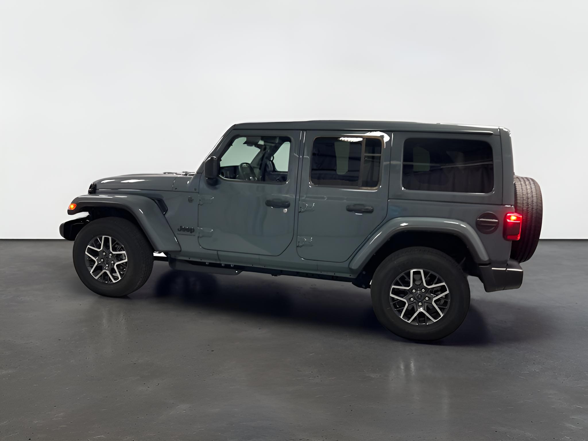 2026 Jeep Wrangler 4-Door Sahara 4x4