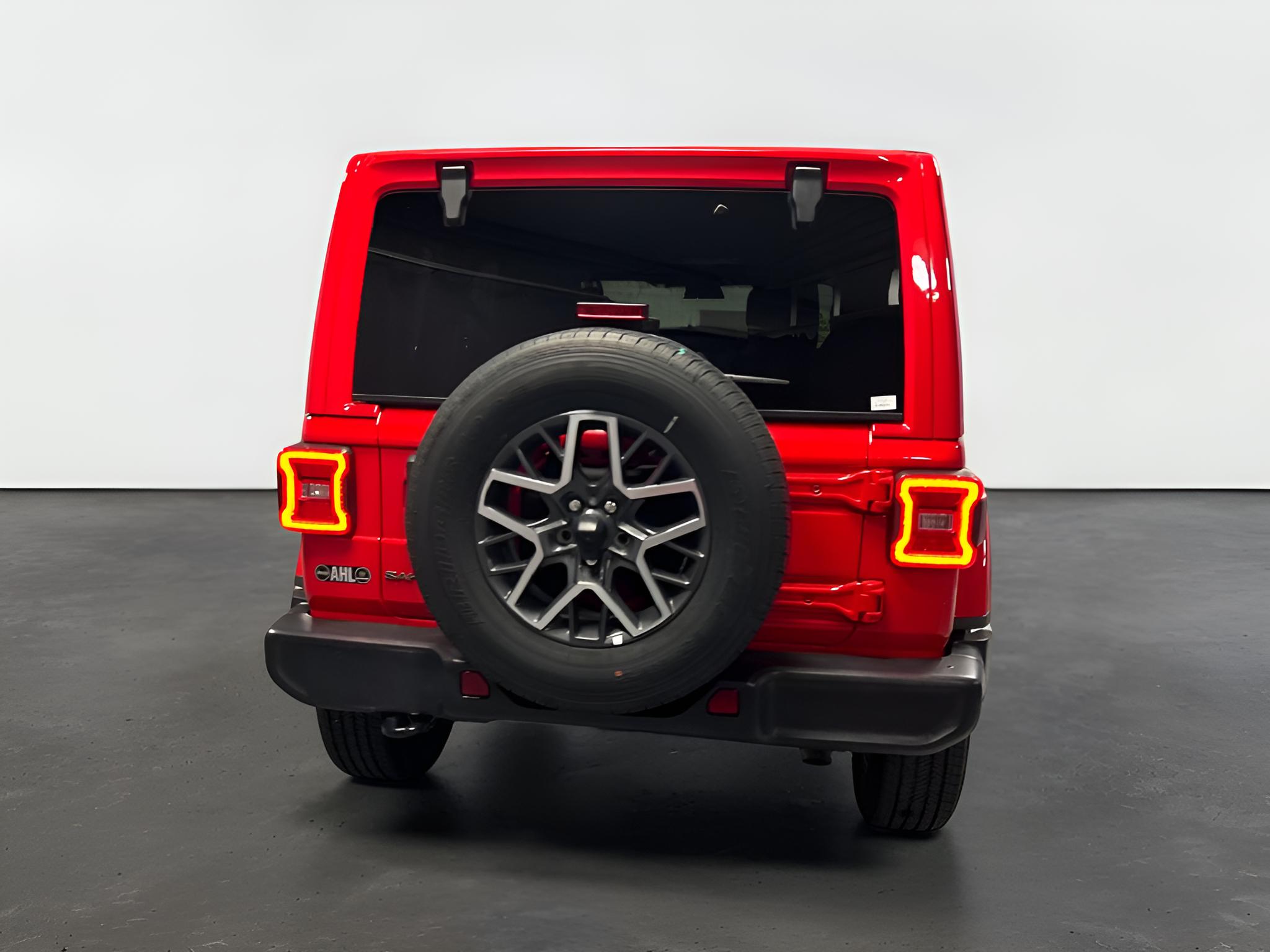 2026 Jeep Wrangler 4-Door Sahara 4x4