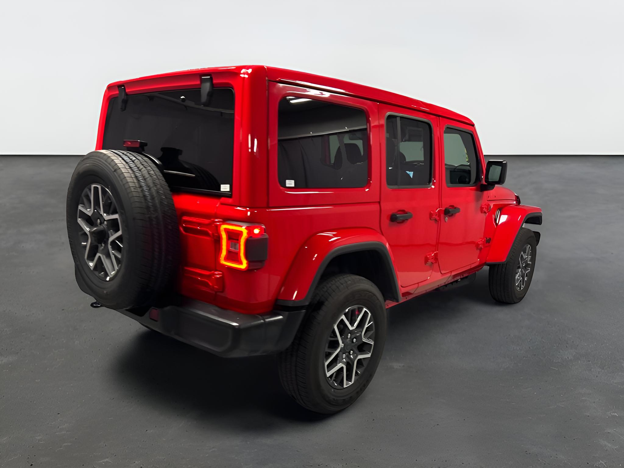 2026 Jeep Wrangler 4-Door Sahara 4x4