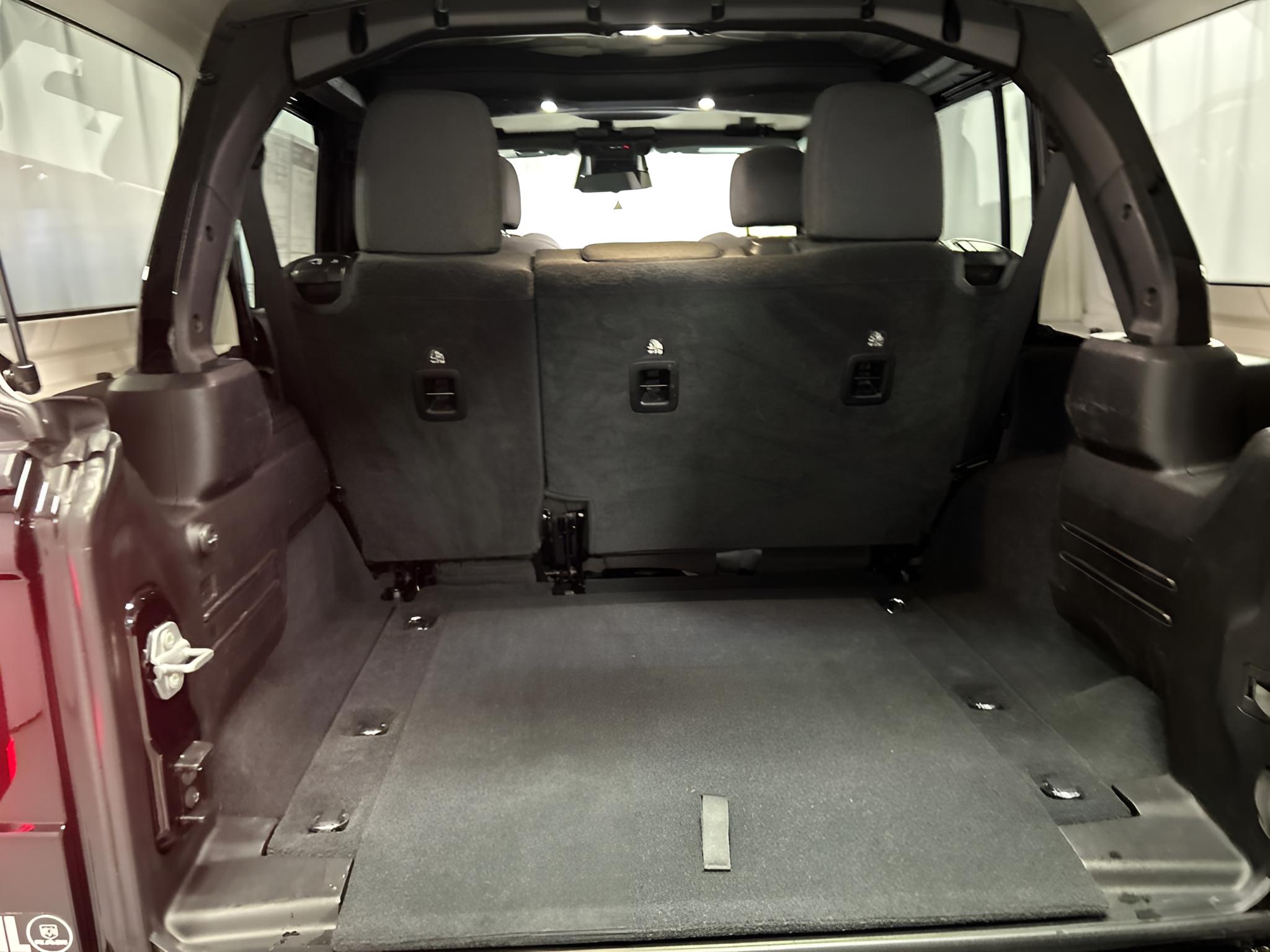 2025 Jeep Wrangler 4-Door Rubicon 4x4