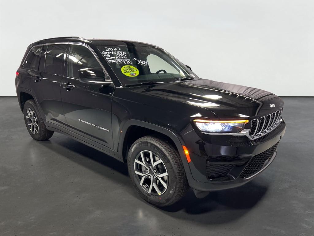 2027 Jeep Grand Cherokee GRAND CHEROKEE LAREDO 4X4