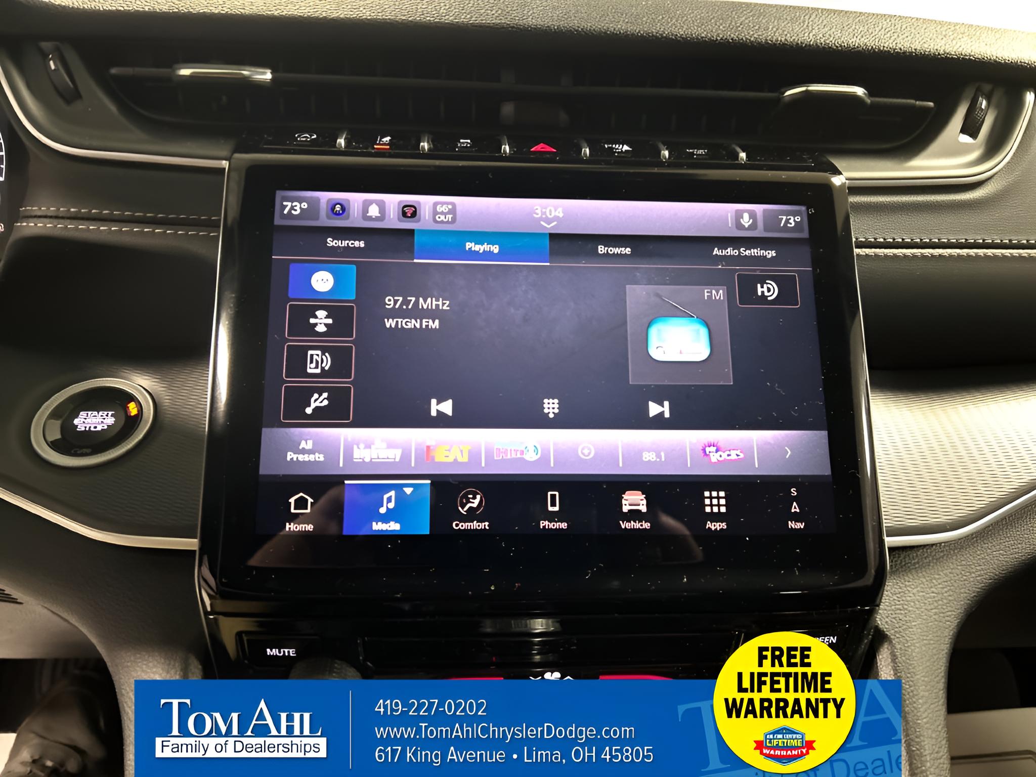 2027 Jeep Grand Cherokee GRAND CHEROKEE LAREDO 4X4