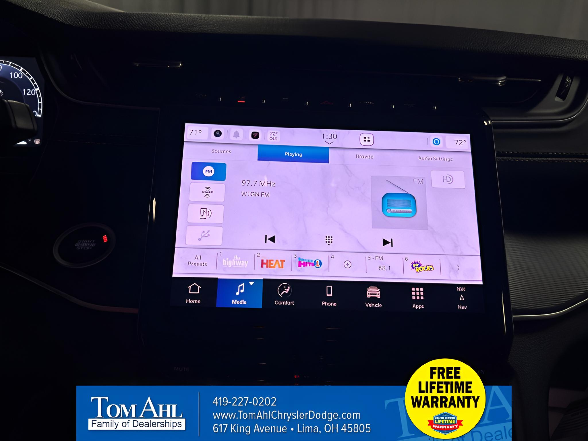 2027 Jeep Grand Cherokee GRAND CHEROKEE LAREDO 4X4