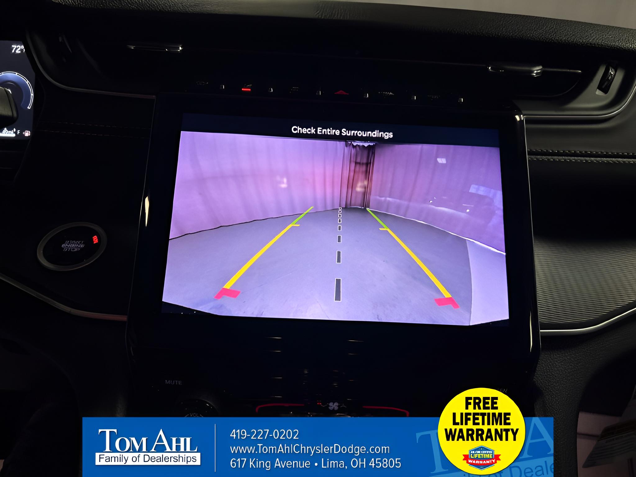 2027 Jeep Grand Cherokee GRAND CHEROKEE LAREDO 4X4