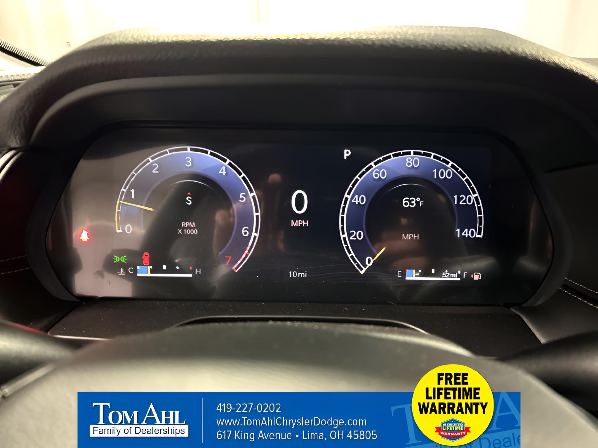 2027 Jeep Grand Cherokee GRAND CHEROKEE LAREDO X 4X4