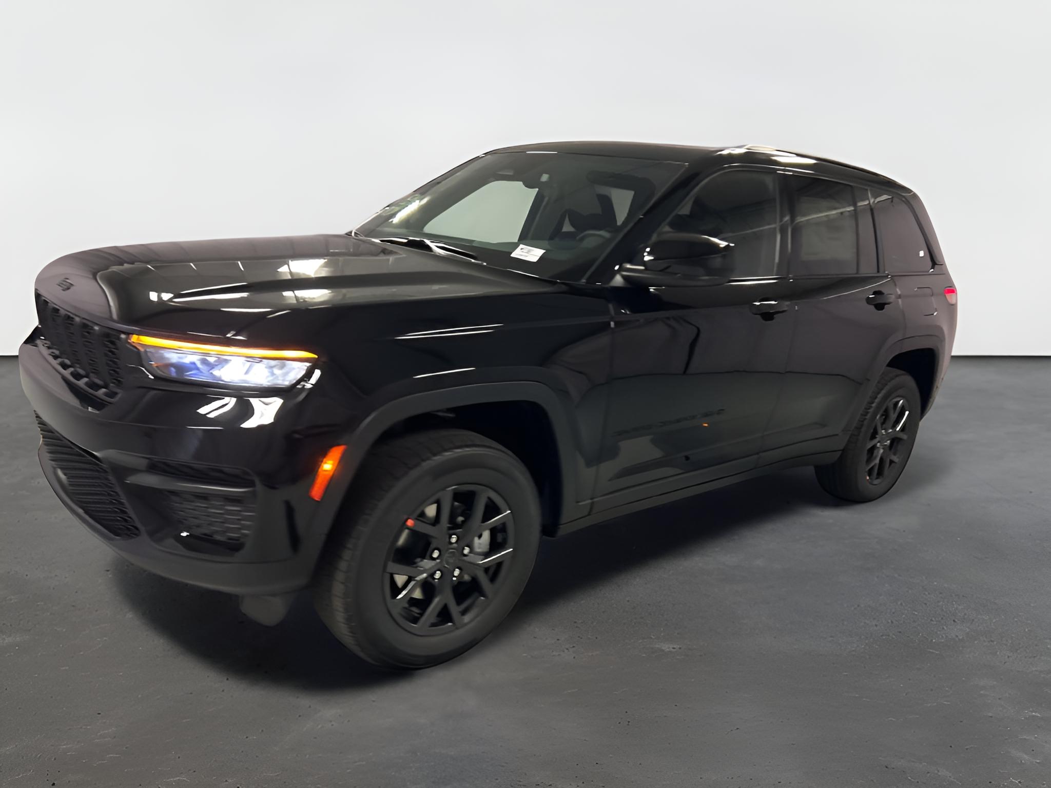 2027 Jeep Grand Cherokee GRAND CHEROKEE LAREDO X 4X4