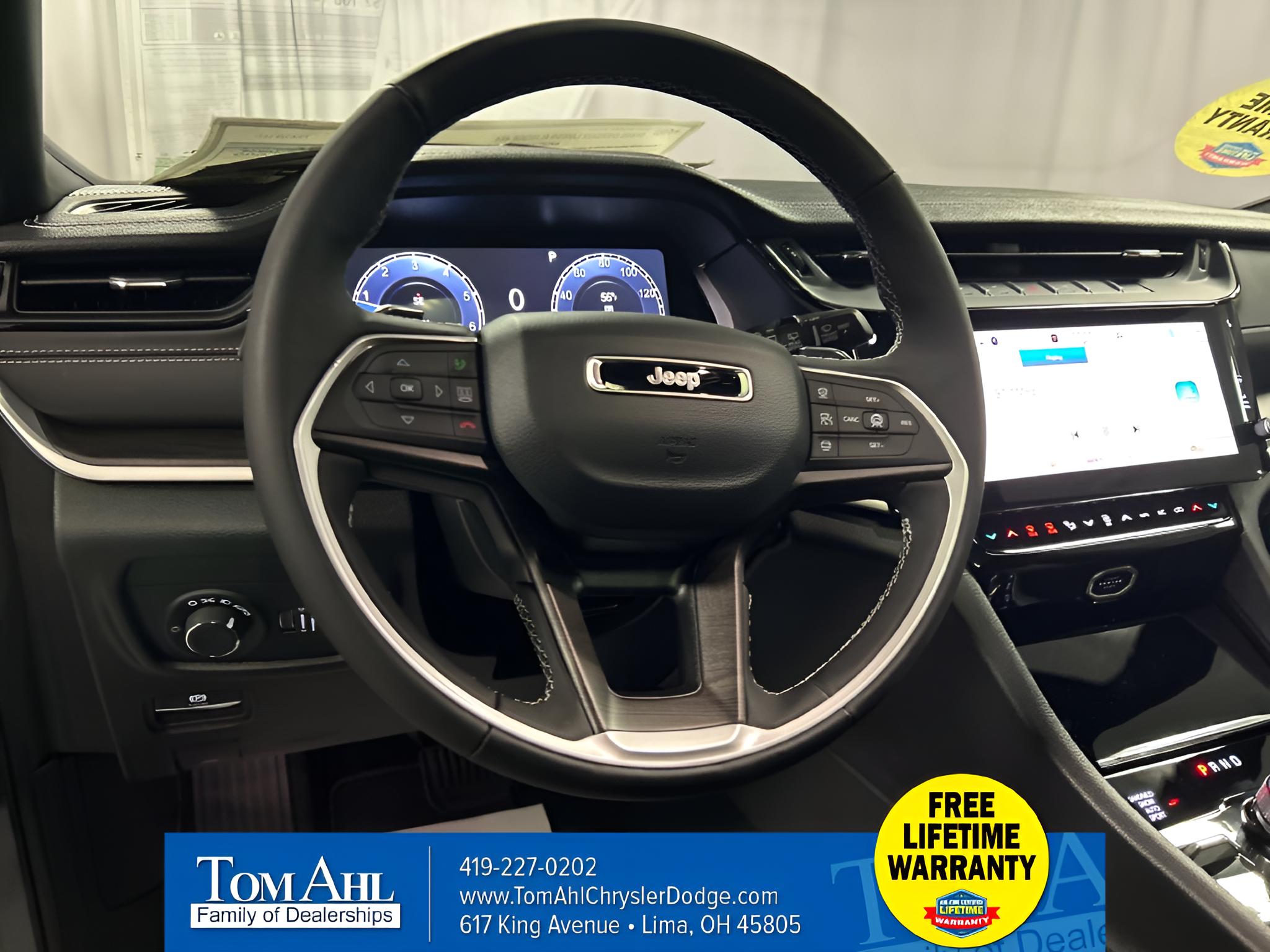 2027 Jeep Grand Cherokee GRAND CHEROKEE LAREDO ALTITUDE 4X4