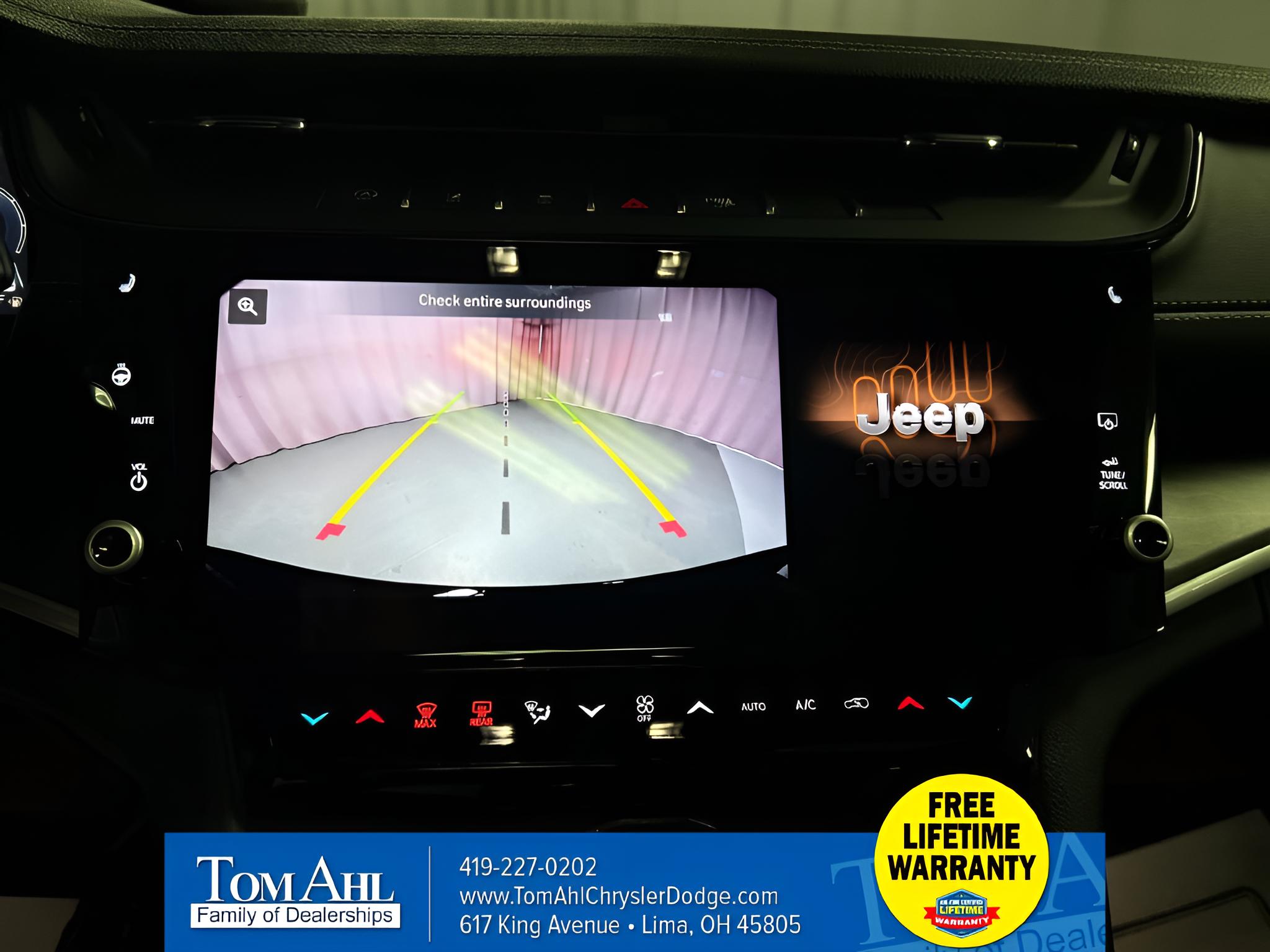 2027 Jeep Grand Cherokee GRAND CHEROKEE LAREDO ALTITUDE 4X4