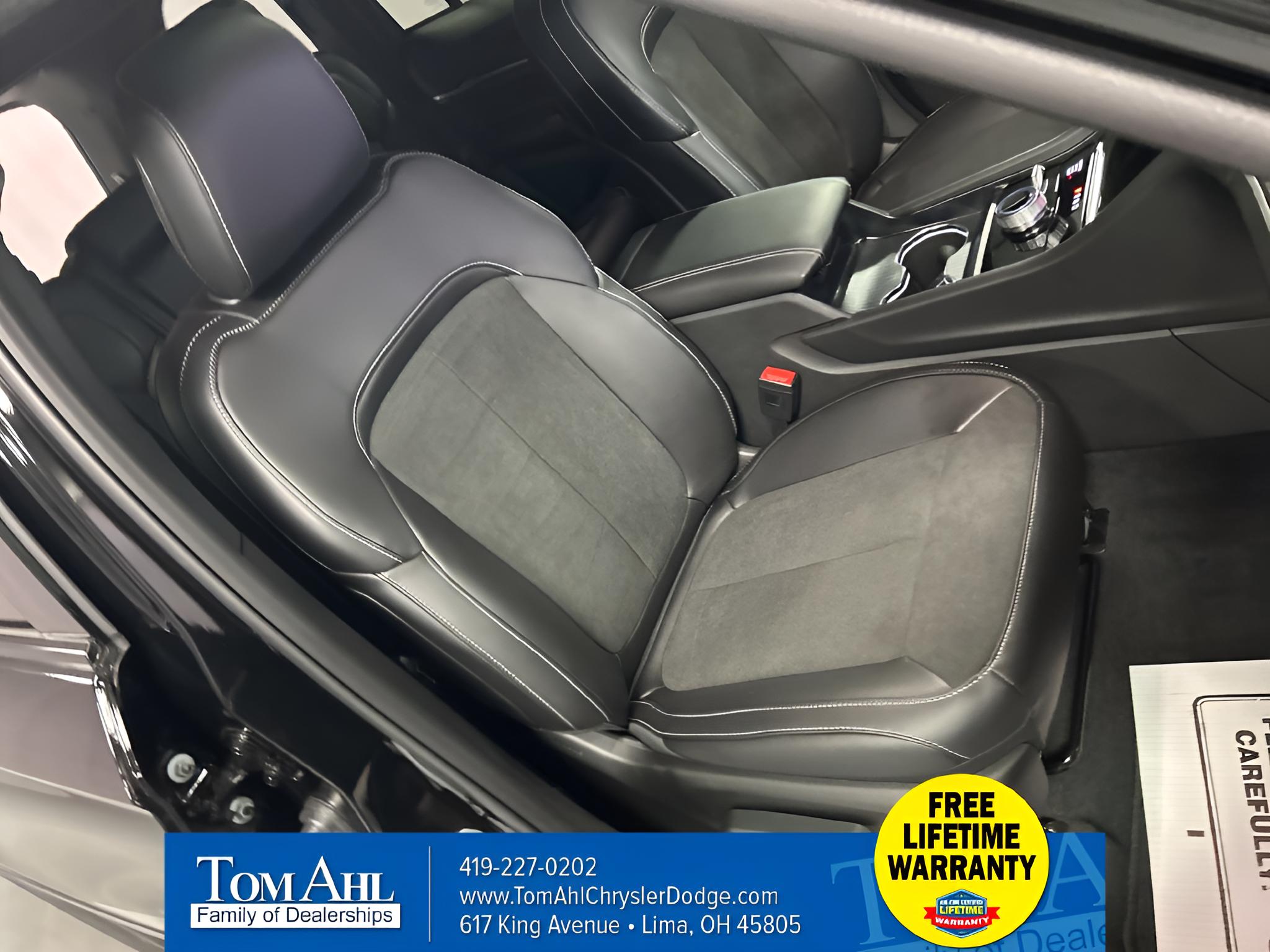 2027 Jeep Grand Cherokee GRAND CHEROKEE LAREDO ALTITUDE 4X4