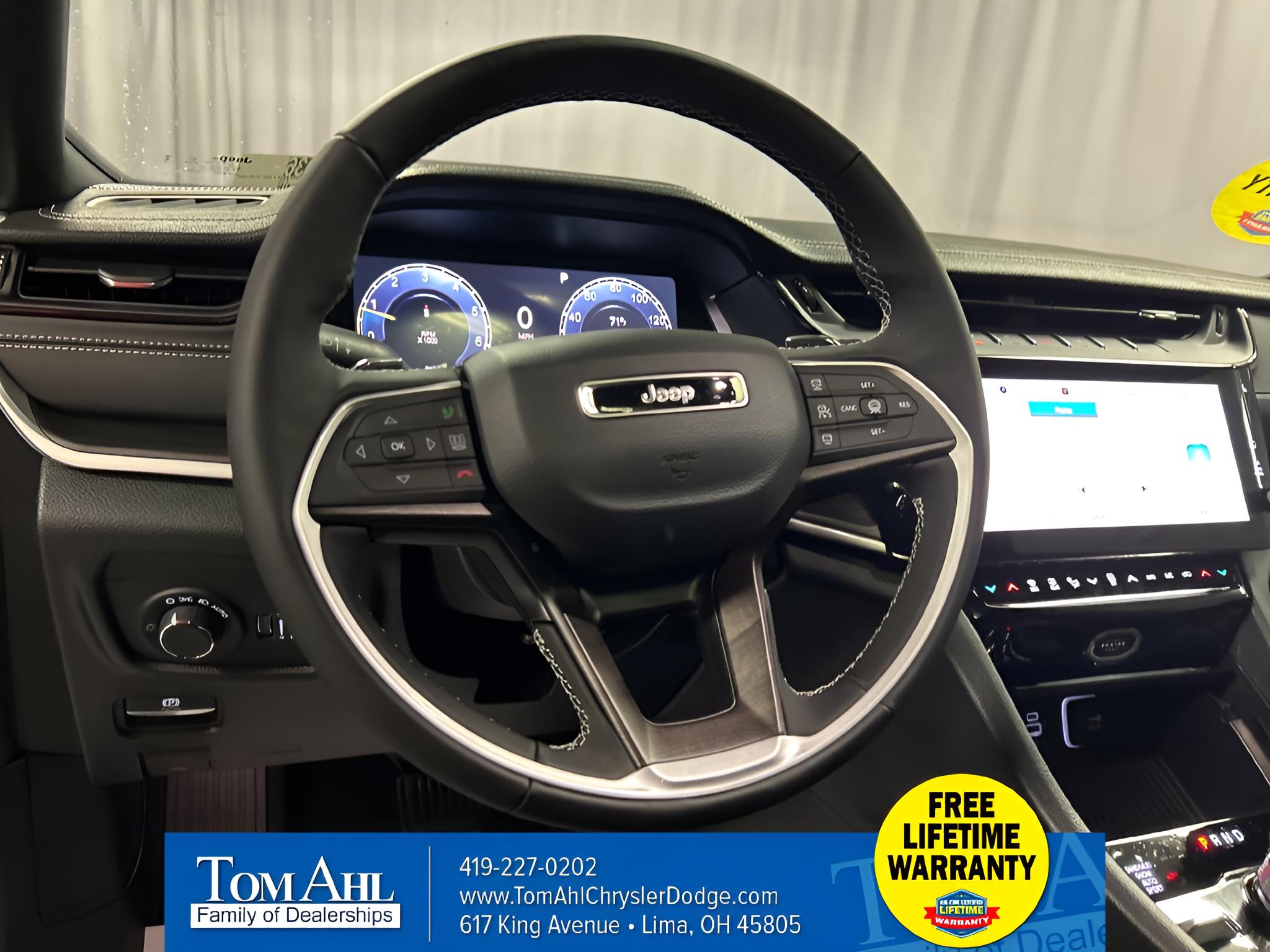 2027 Jeep Grand Cherokee GRAND CHEROKEE LAREDO ALTITUDE 4X4