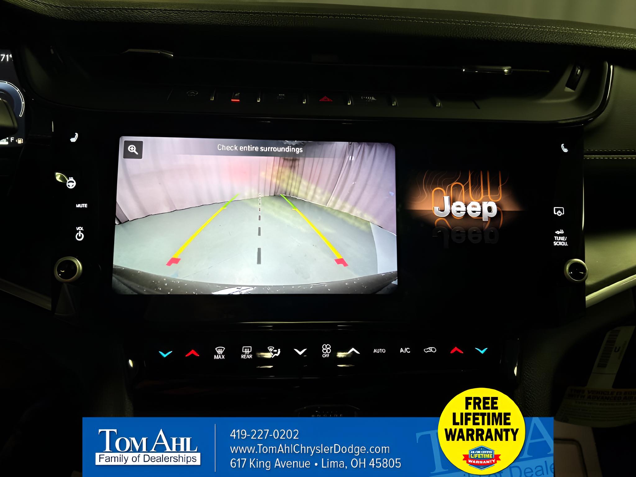 2027 Jeep Grand Cherokee GRAND CHEROKEE LAREDO ALTITUDE 4X4
