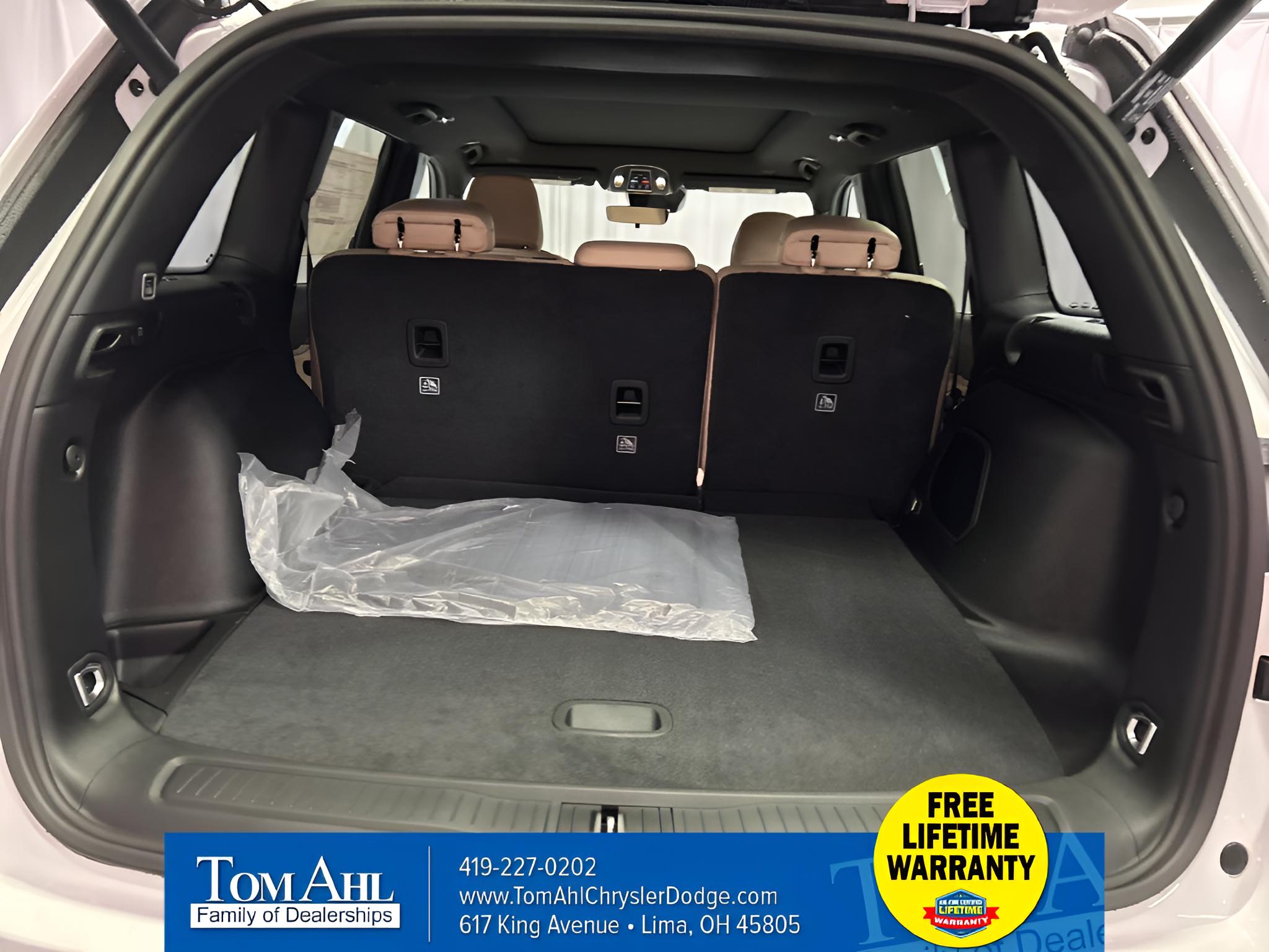 2027 Jeep Grand Cherokee GRAND CHEROKEE LIMITED 4X4