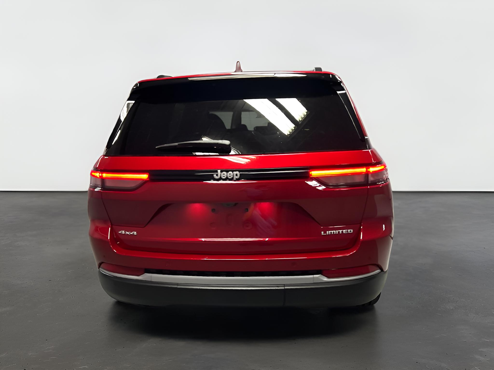 2027 Jeep Grand Cherokee GRAND CHEROKEE LIMITED 4X4
