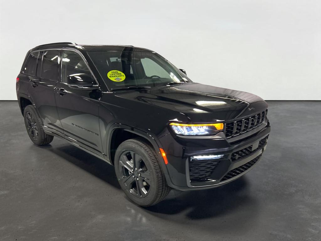 2027 Jeep Grand Cherokee GRAND CHEROKEE LIMITED RESERVE 4X4