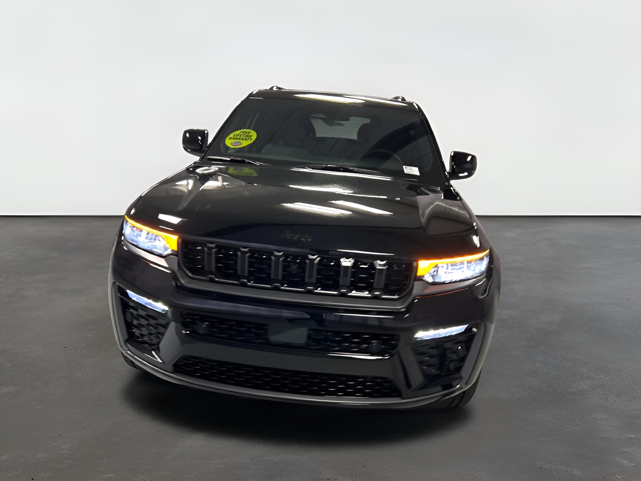 2027 Jeep Grand Cherokee GRAND CHEROKEE LIMITED RESERVE 4X4