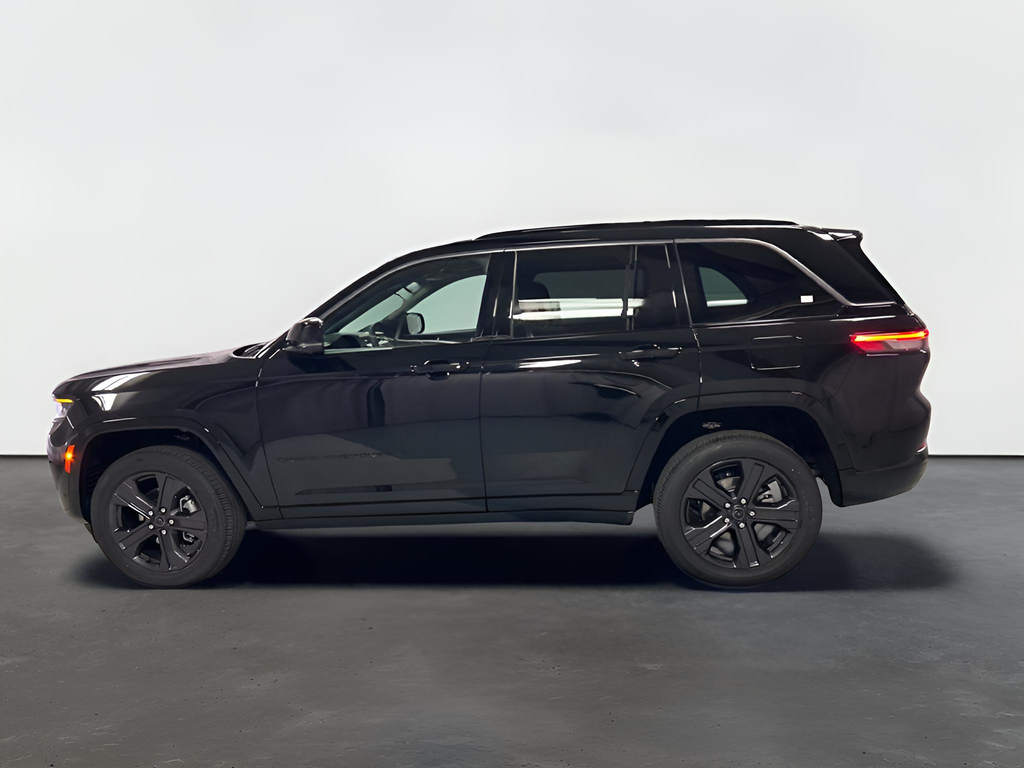 2027 Jeep Grand Cherokee GRAND CHEROKEE LIMITED RESERVE 4X4