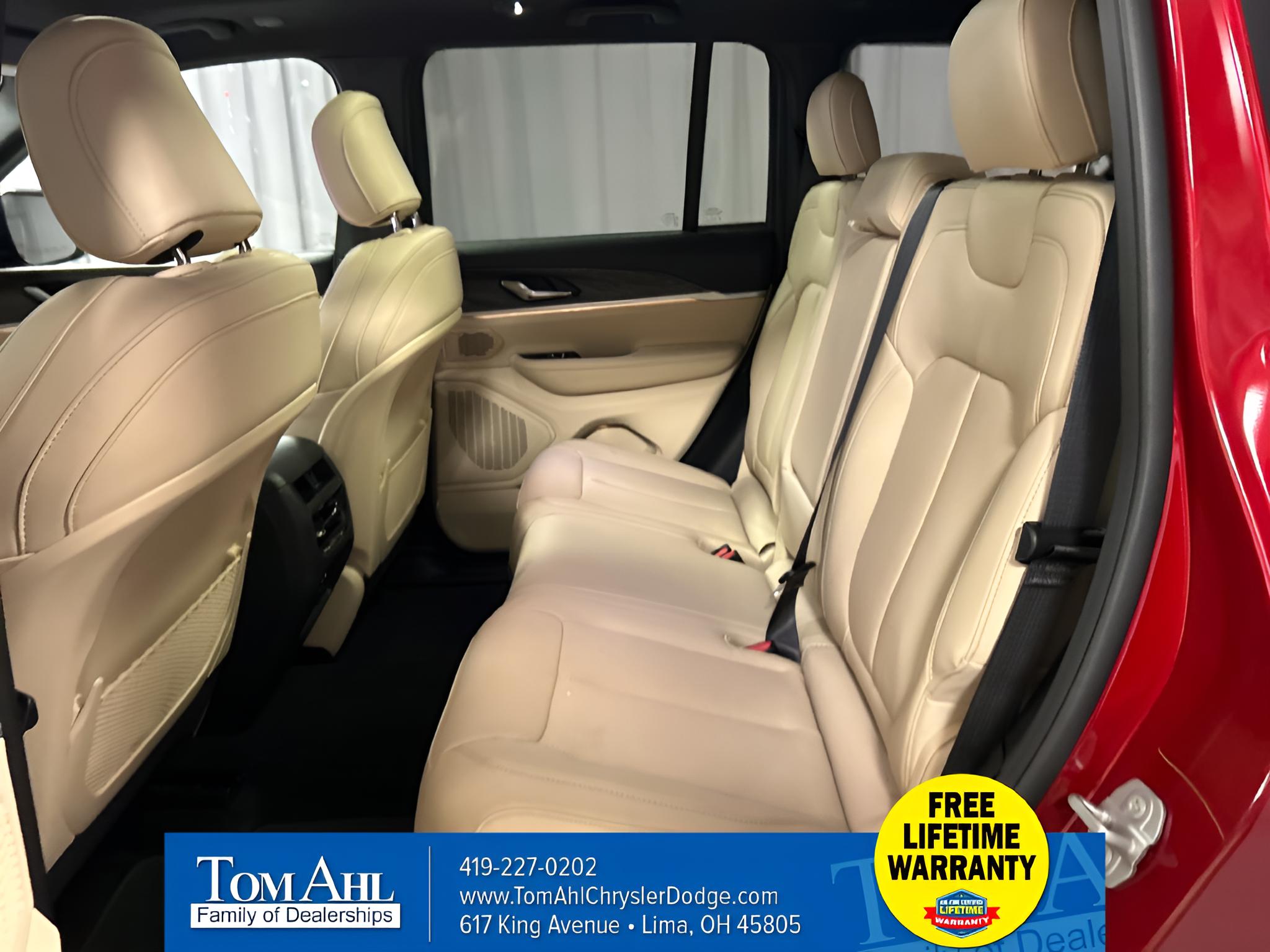 2027 Jeep Grand Cherokee GRAND CHEROKEE LIMITED 4X4
