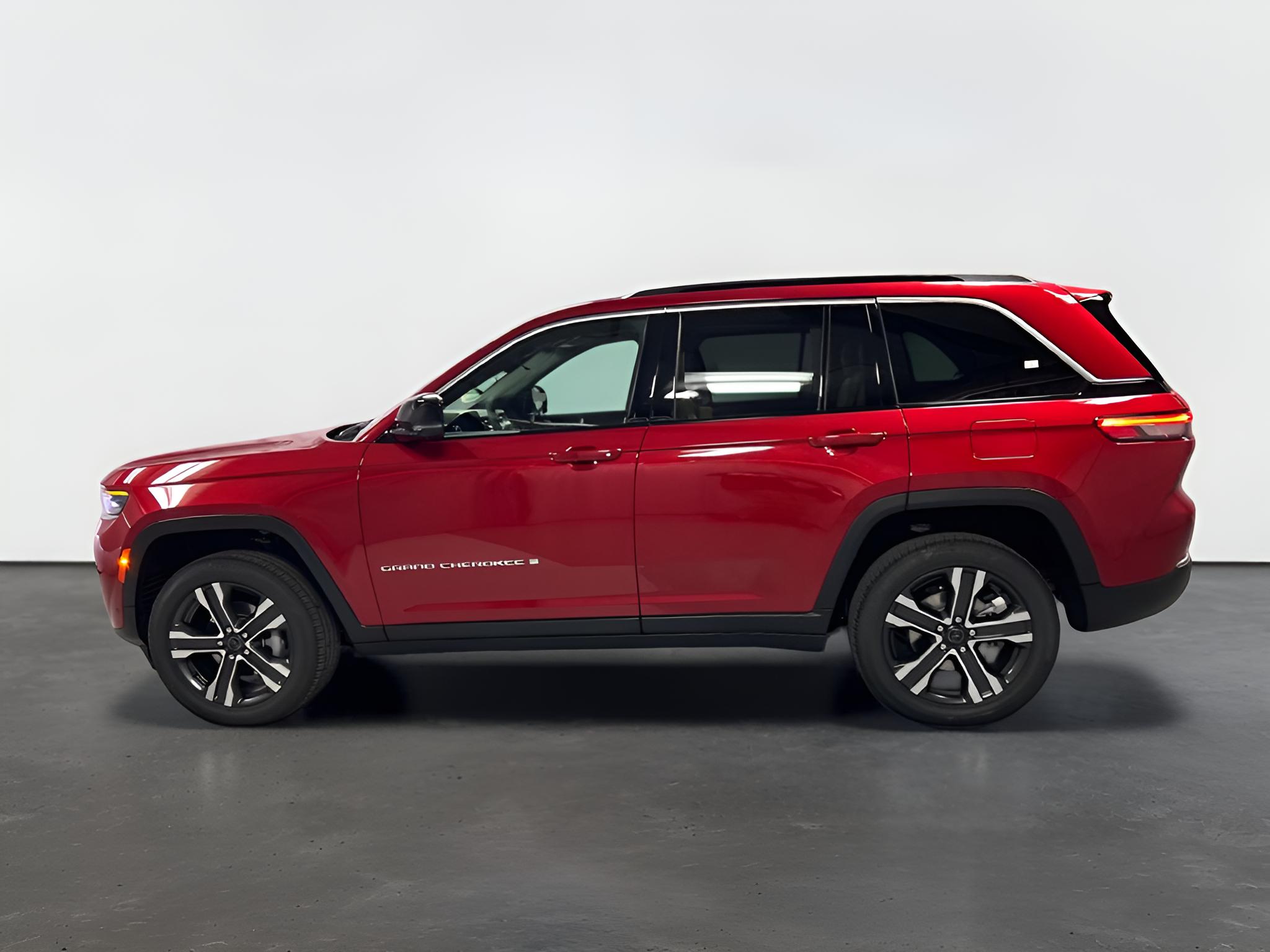 2027 Jeep Grand Cherokee GRAND CHEROKEE LIMITED 4X4
