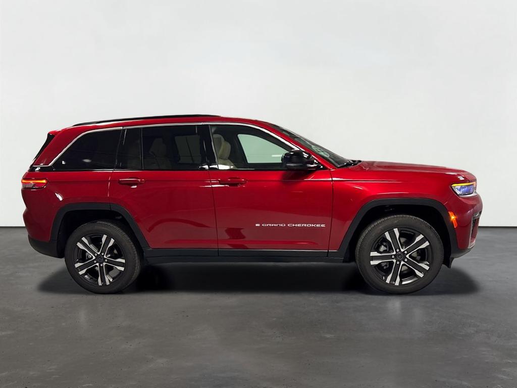 2027 Jeep Grand Cherokee GRAND CHEROKEE LIMITED 4X4