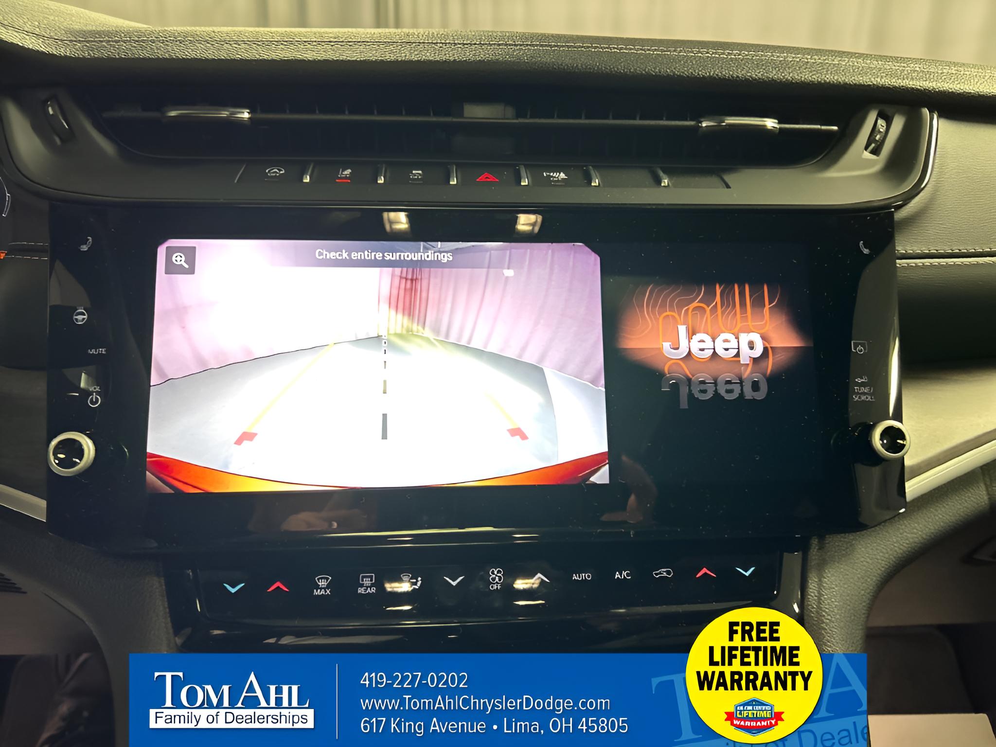 2027 Jeep Grand Cherokee GRAND CHEROKEE LIMITED 4X4