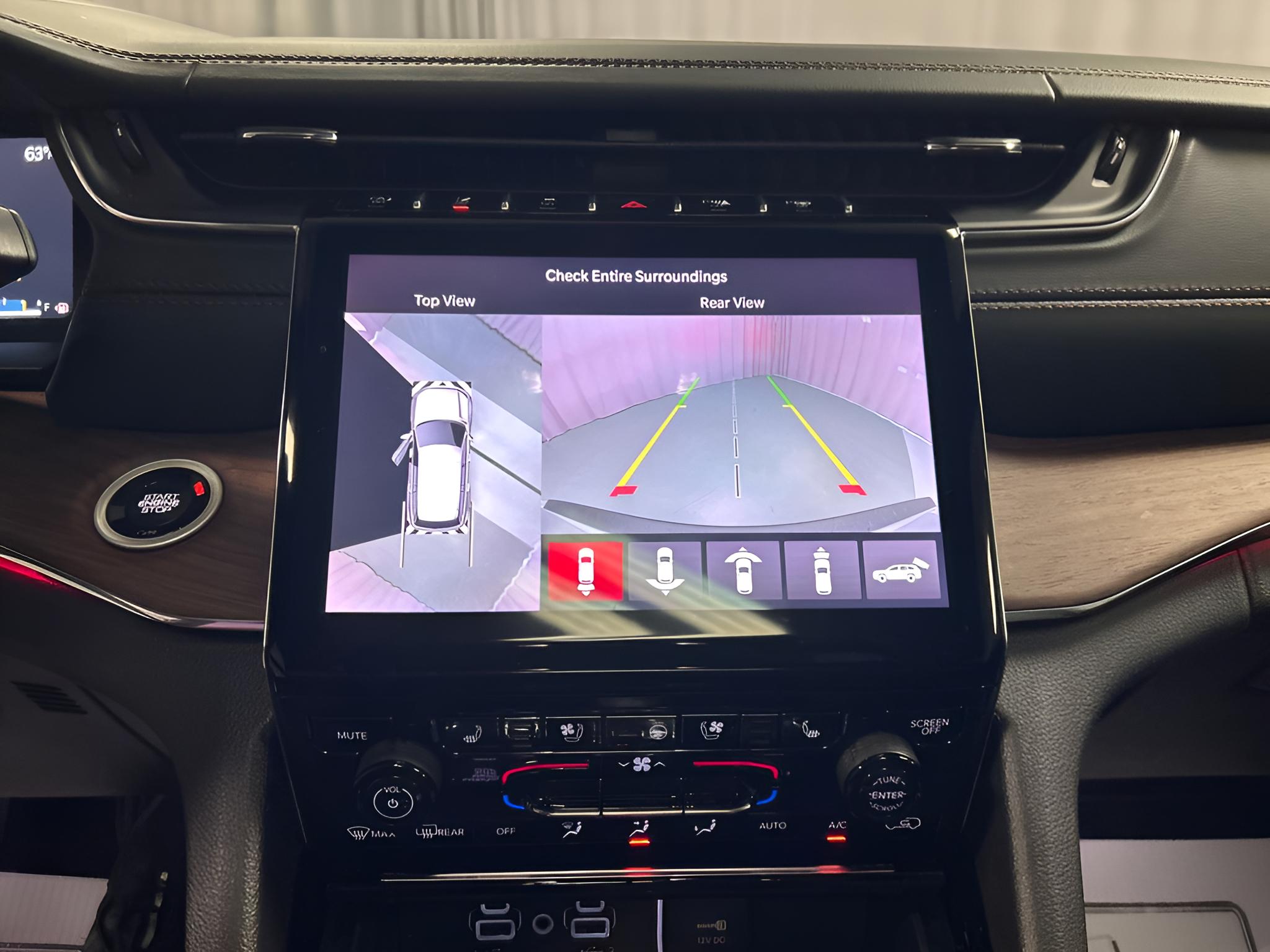 2025 Jeep Grand Cherokee Summit 4x4