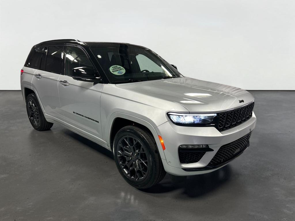 2025 Jeep Grand Cherokee Summit 4x4