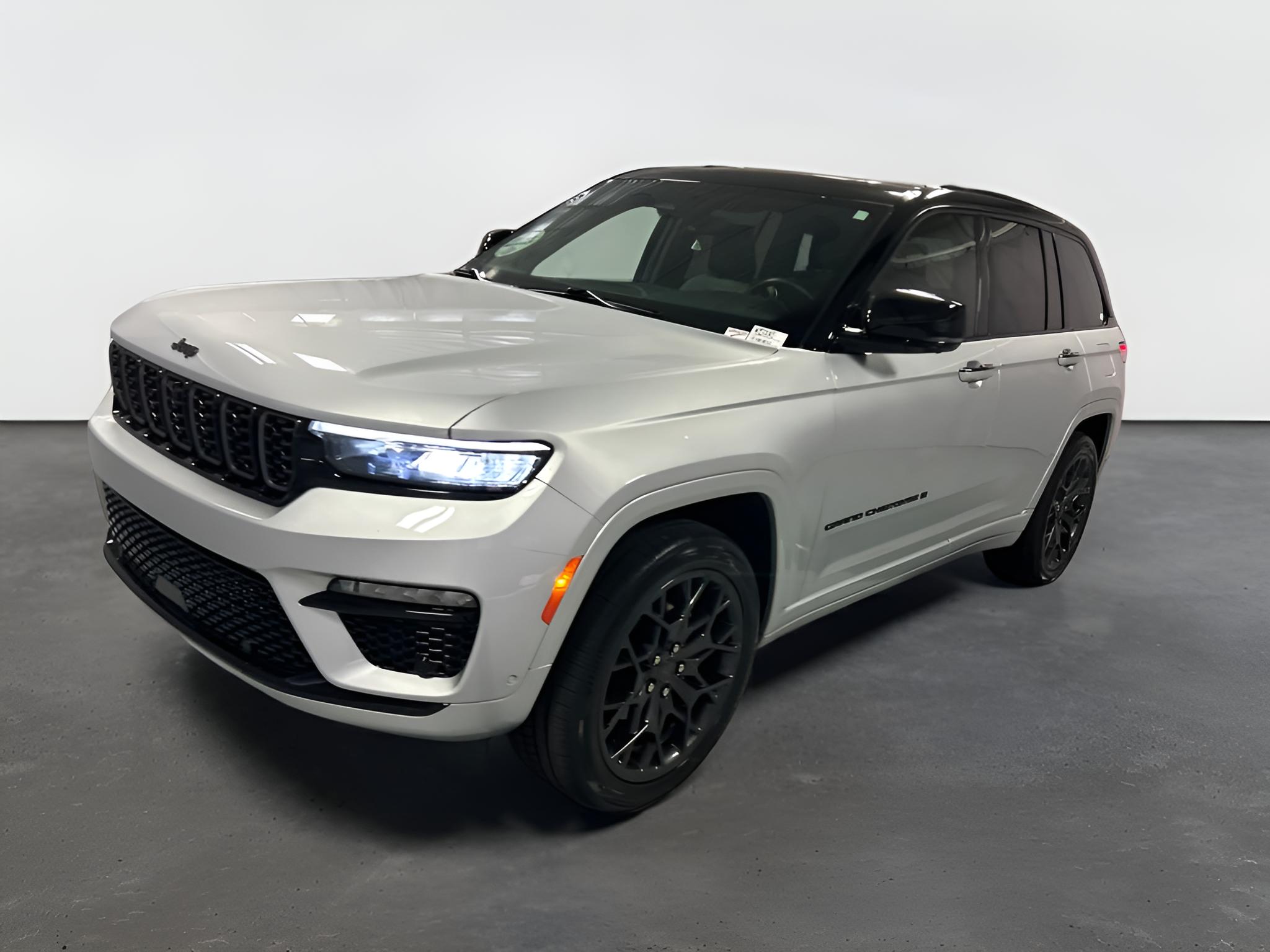 2025 Jeep Grand Cherokee Summit 4x4