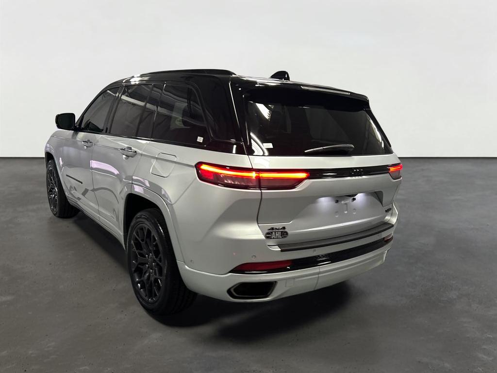 2025 Jeep Grand Cherokee Summit 4x4