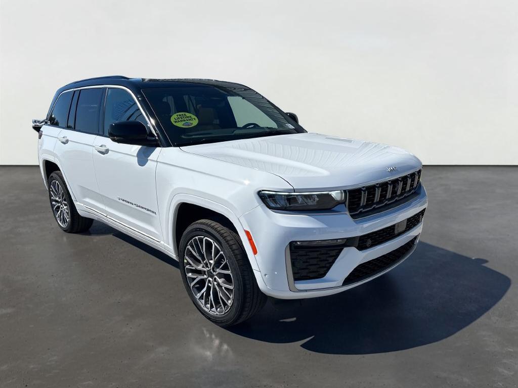 2027 Jeep Grand Cherokee GRAND CHEROKEE SUMMIT 4X4