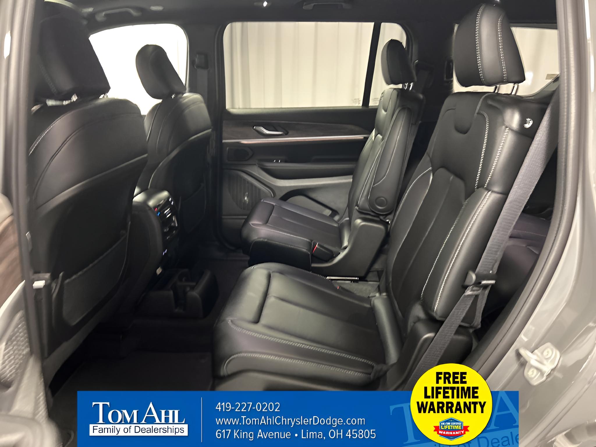 2027 Jeep Grand Cherokee GRAND CHEROKEE L LIMITED 4X4