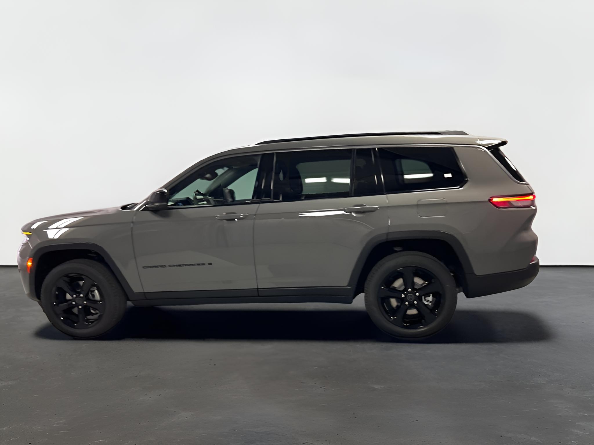 2027 Jeep Grand Cherokee GRAND CHEROKEE L LIMITED 4X4