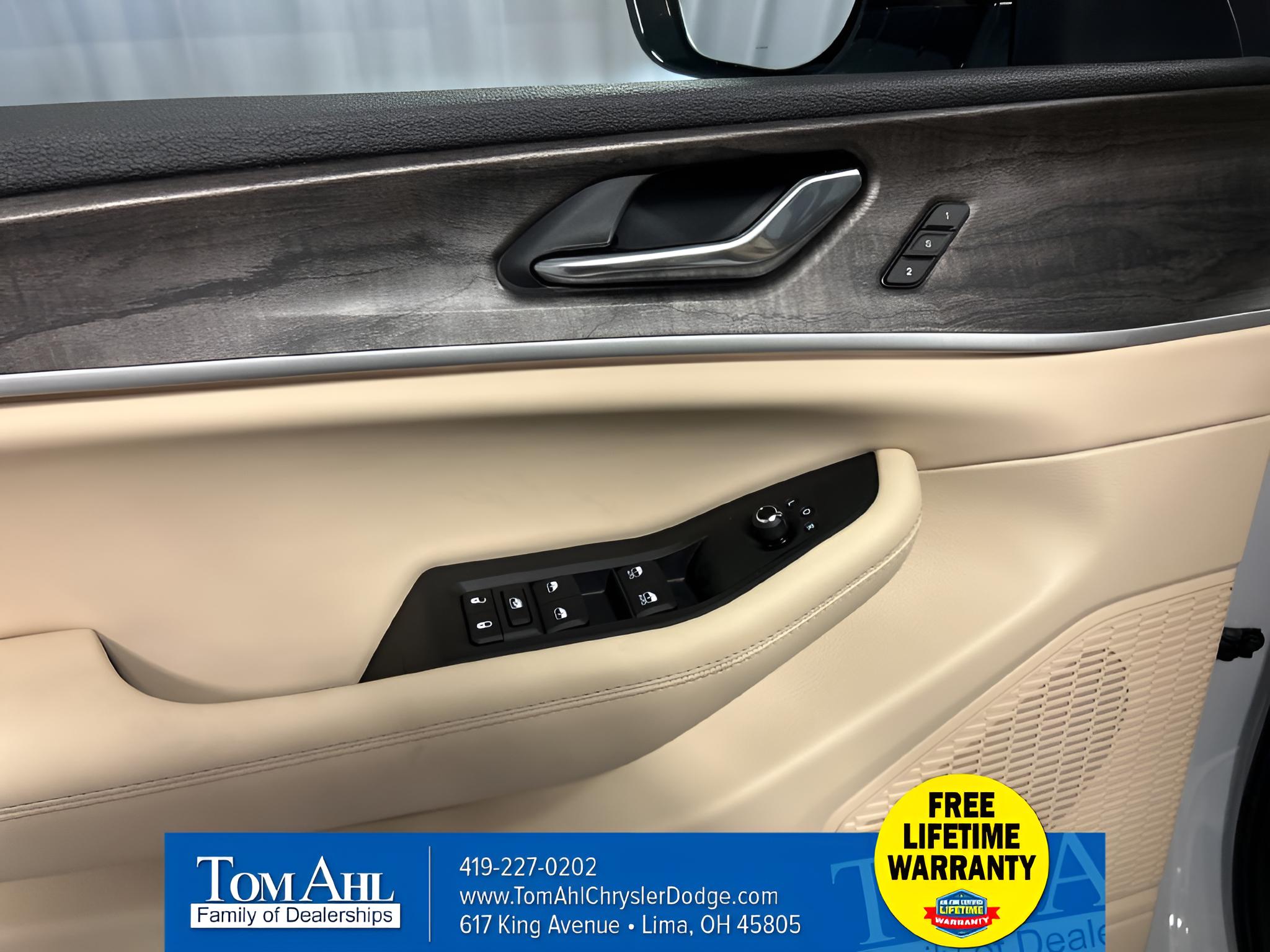 2027 Jeep Grand Cherokee GRAND CHEROKEE L LIMITED 4X4