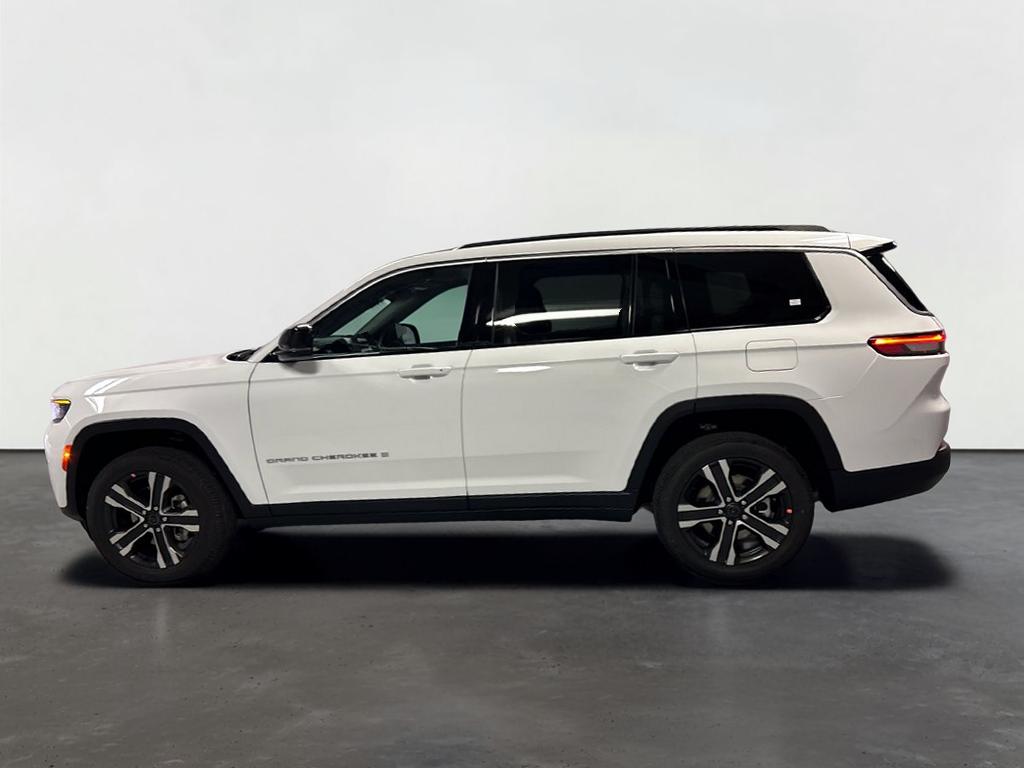 2027 Jeep Grand Cherokee GRAND CHEROKEE L LIMITED 4X4