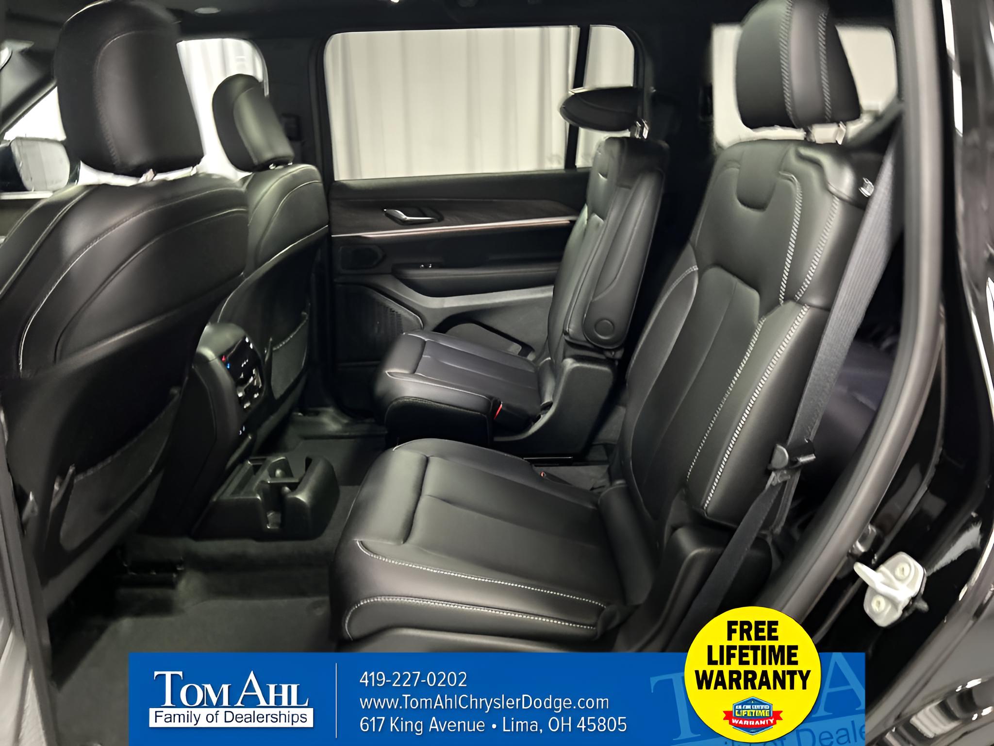 2027 Jeep Grand Cherokee GRAND CHEROKEE L LIMITED 4X4