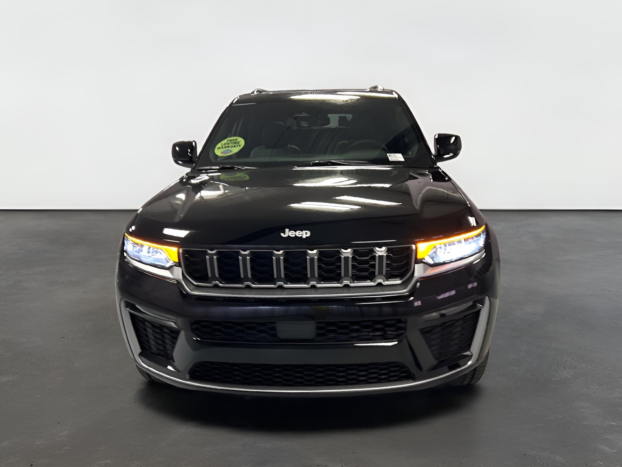 2027 Jeep Grand Cherokee GRAND CHEROKEE L LIMITED 4X4