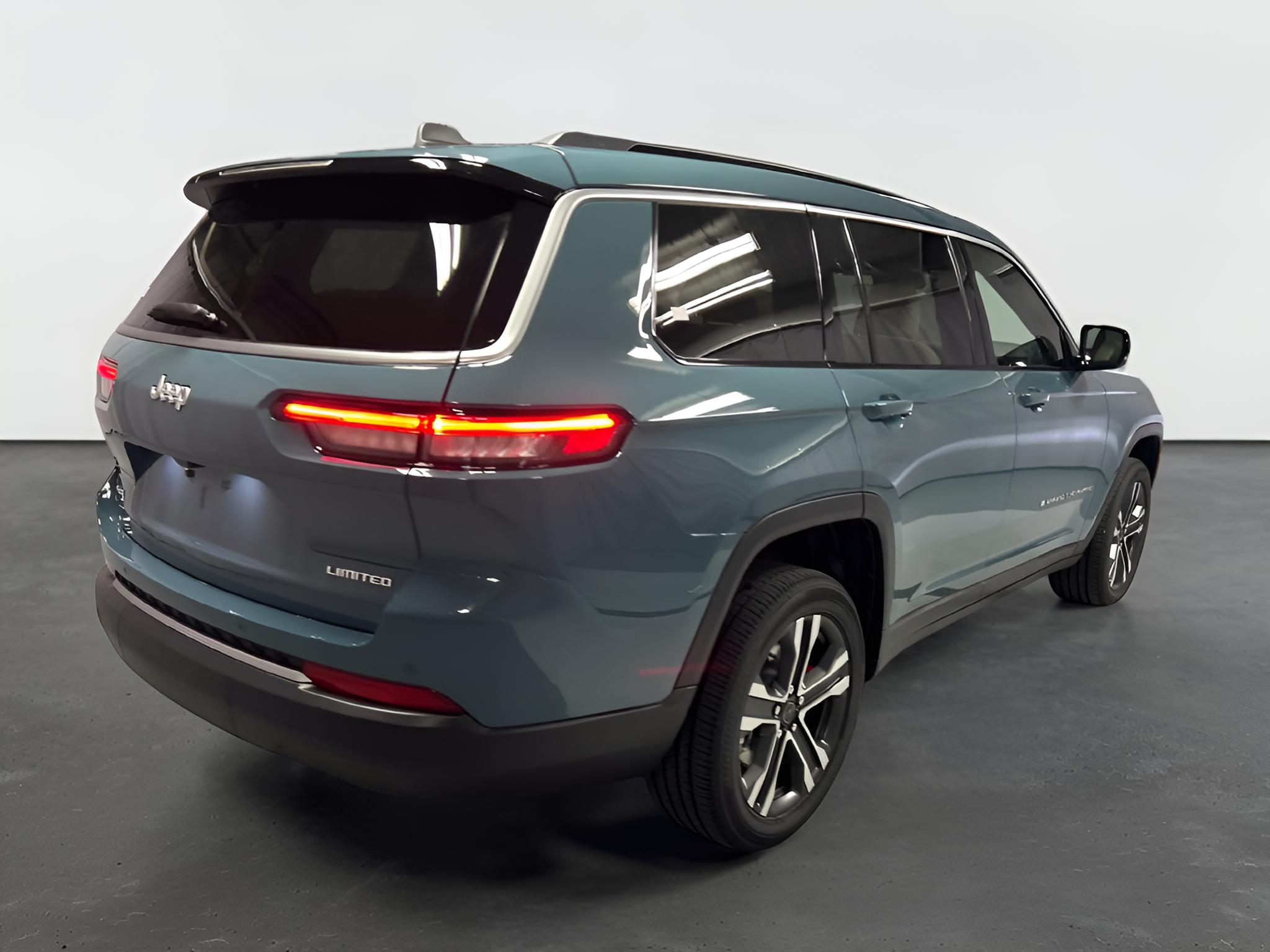 2027 Jeep Grand Cherokee GRAND CHEROKEE L LIMITED 4X4
