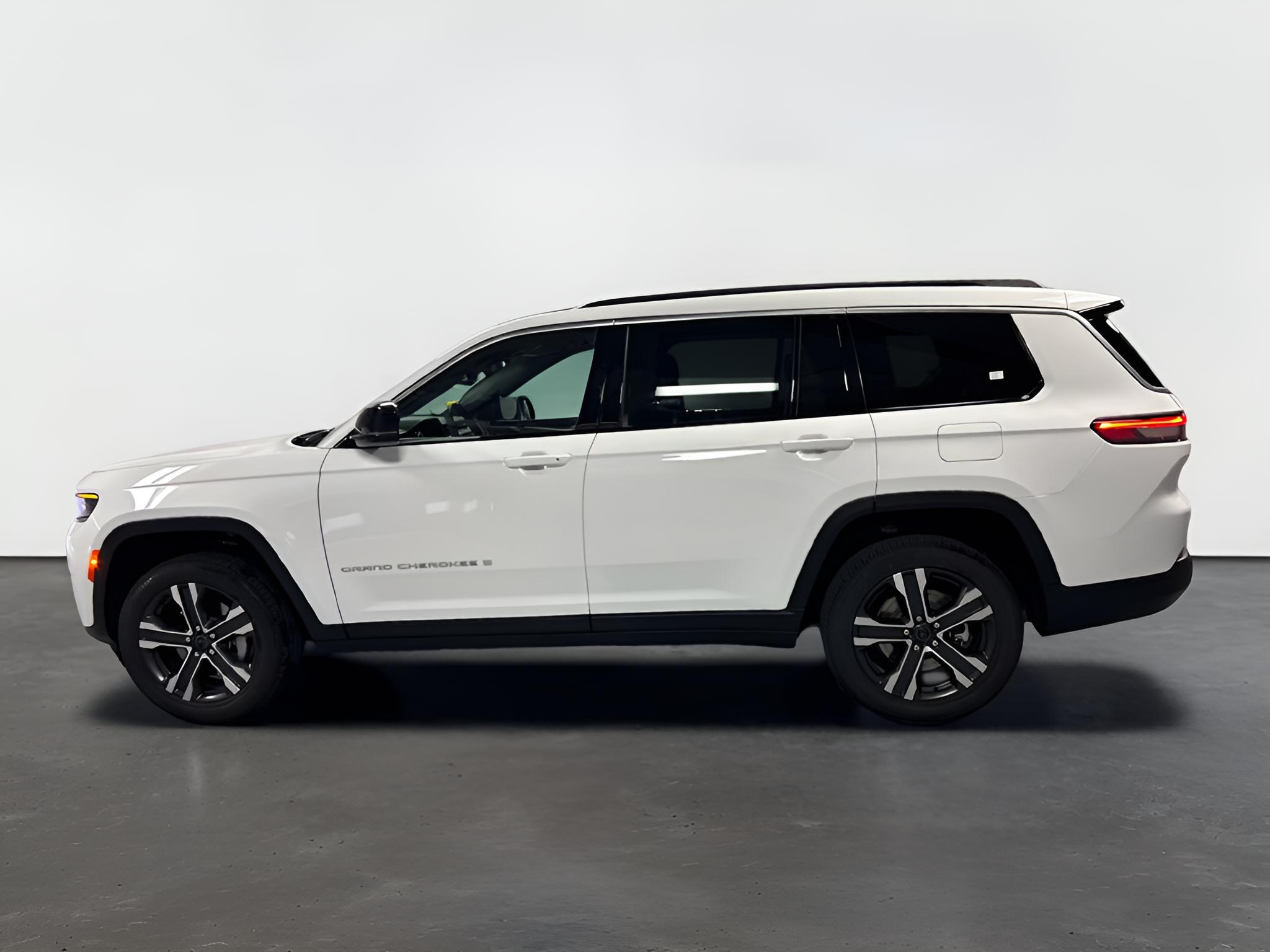 2027 Jeep Grand Cherokee GRAND CHEROKEE L LIMITED 4X4