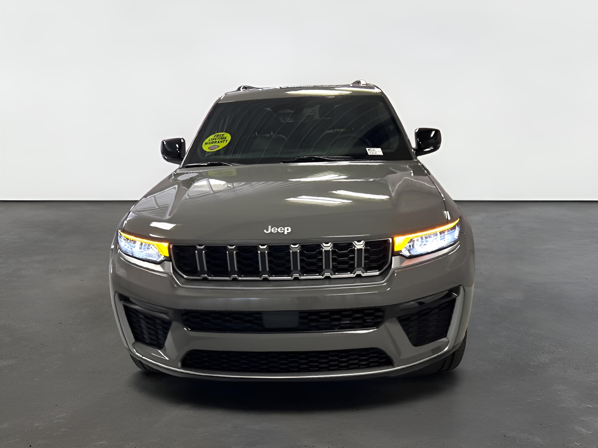 2027 Jeep Grand Cherokee GRAND CHEROKEE L LIMITED 4X4