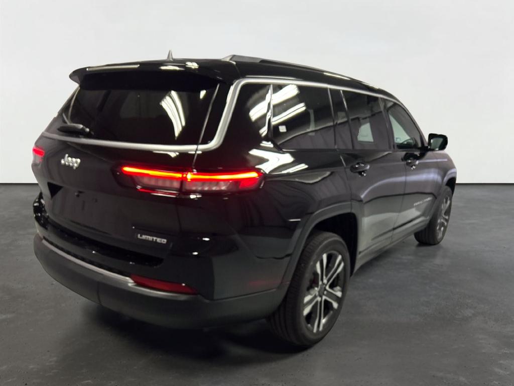 2027 Jeep Grand Cherokee GRAND CHEROKEE L LIMITED 4X4