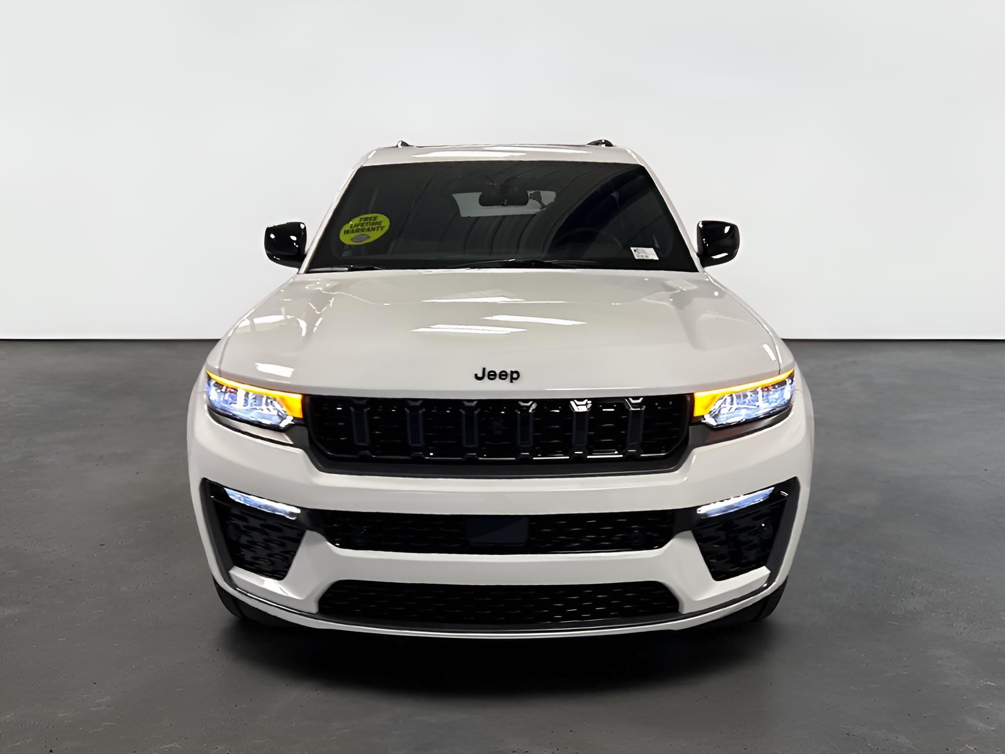 2027 Jeep Grand Cherokee GRAND CHEROKEE L LIMITED RESERVE 4X4