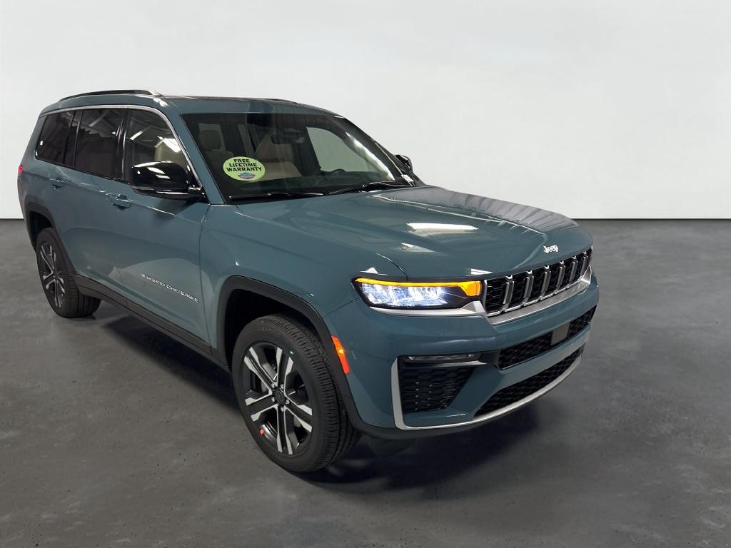 2027 Jeep Grand Cherokee GRAND CHEROKEE L LIMITED 4X4