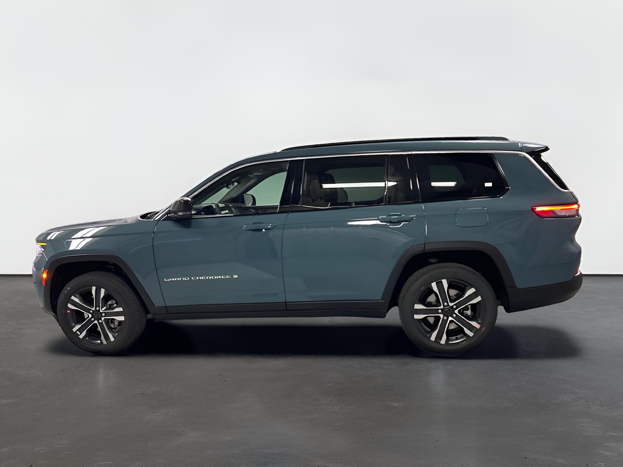 2027 Jeep Grand Cherokee GRAND CHEROKEE L LIMITED 4X4